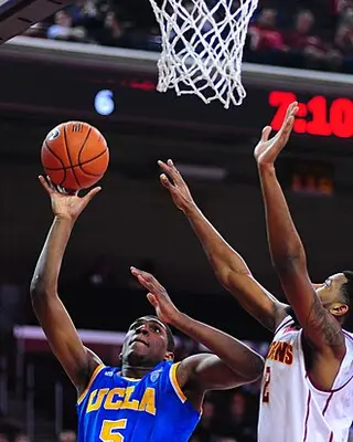 Photo of Kevon Looney