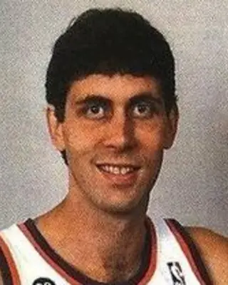 Photo of Alvan Adams