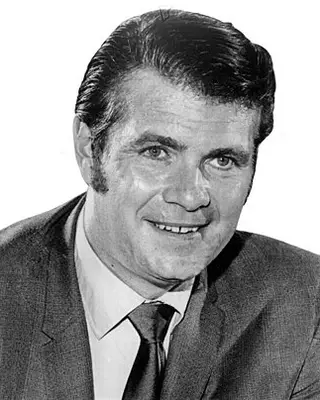 Photo of Tom Heinsohn