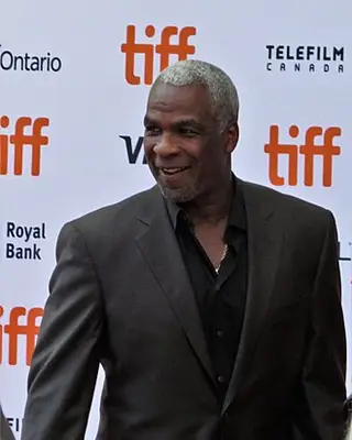 Photo of Charles Oakley