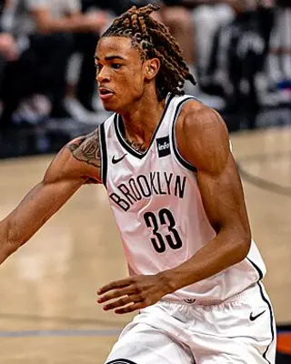 Photo of Nic Claxton