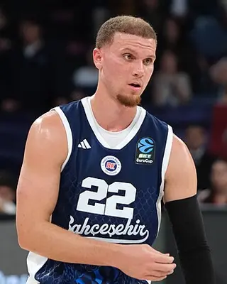 Photo of Malachi Flynn