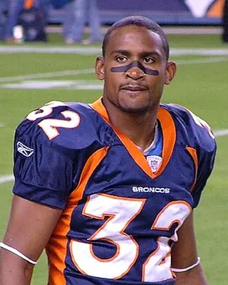 Photo of Dre' Bly