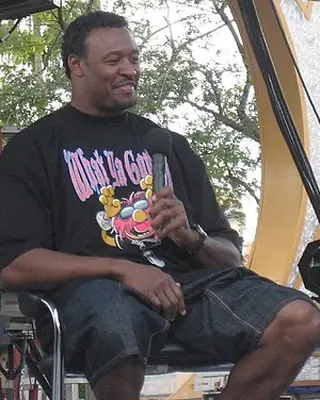 Photo of Willie McGinest