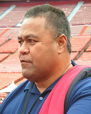 Photo of Jesse Sapolu