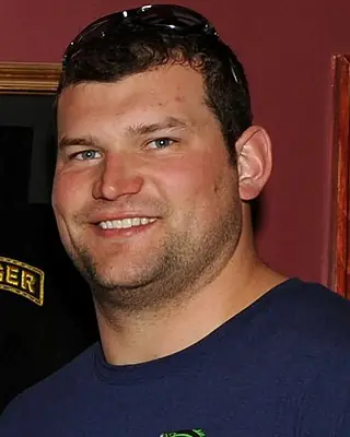 Photo of Joe Thomas