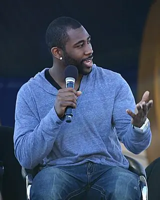 Photo of Darrelle Revis
