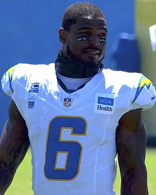 Photo of Denzel Perryman