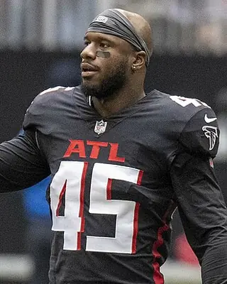 Photo of Deion Jones