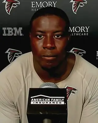 Photo of Foye Oluokun