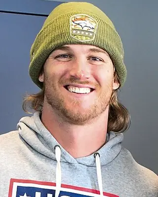 Photo of Andrew Beck