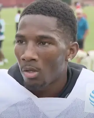 Photo of Dee Alford
