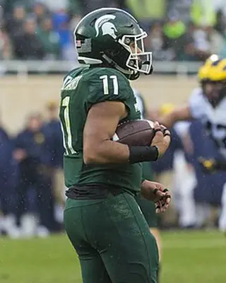Photo of Connor Heyward