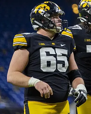 Photo of Tyler Linderbaum