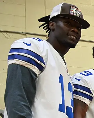 Photo of DeMarvion Overshown