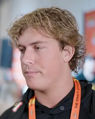 Photo of Jaxson Dart